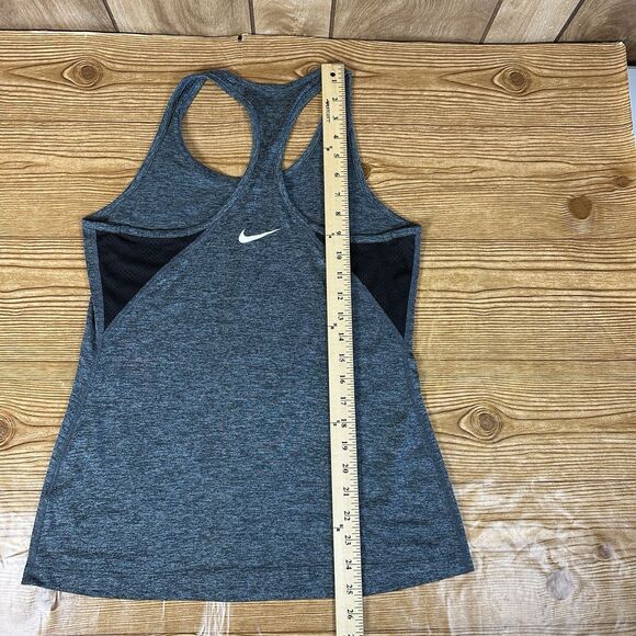 Nike Dri Fit Women’s‎ Tank Top Size Medium Gym Top - Picture 6 of 8